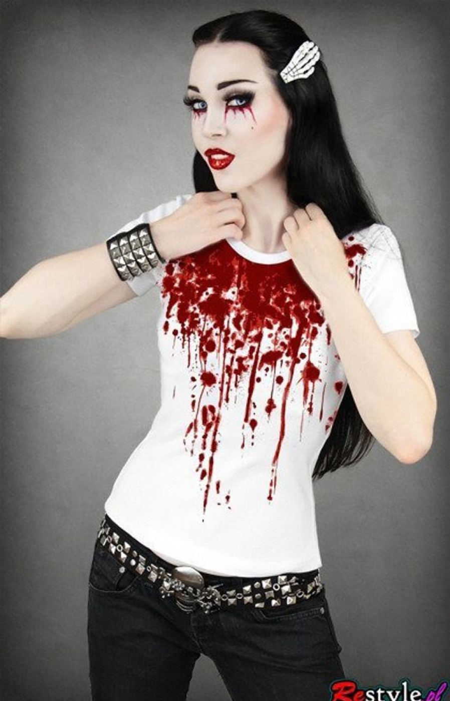 Clothes Restyle | White Bloody Woman T-Shirt Splash Of Blood